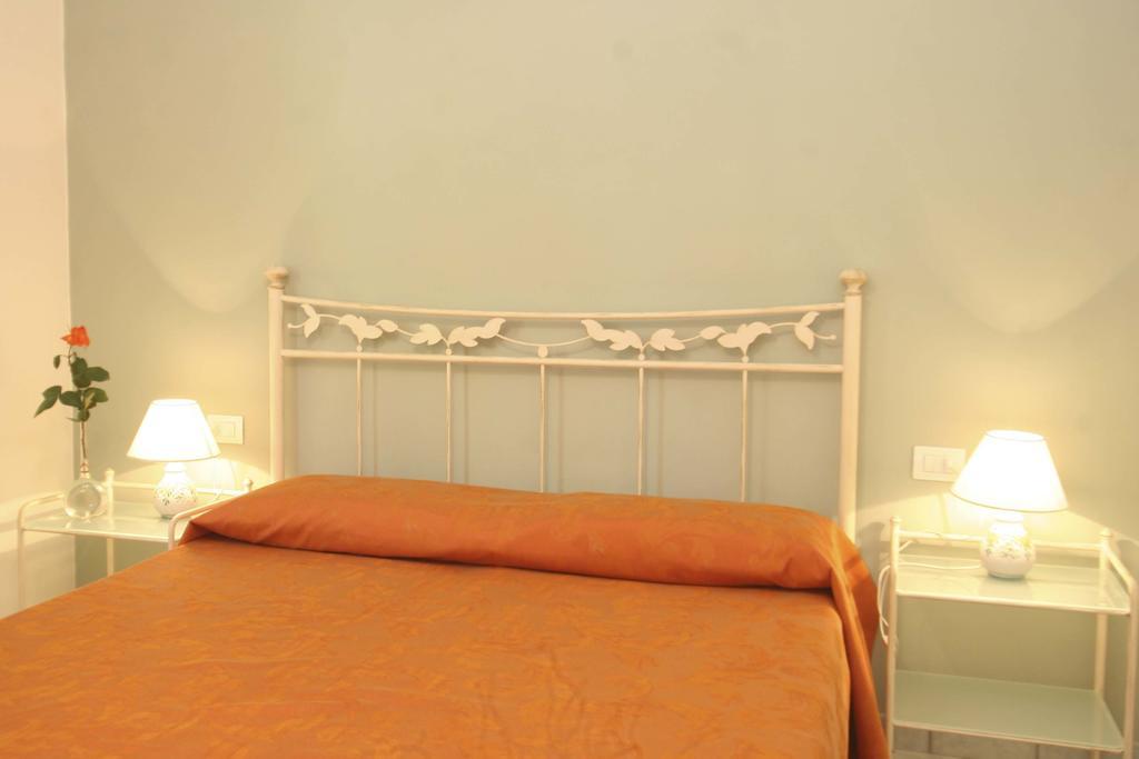 Villa Lo Scoglio - Goelba à Capoliveri  Chambre photo