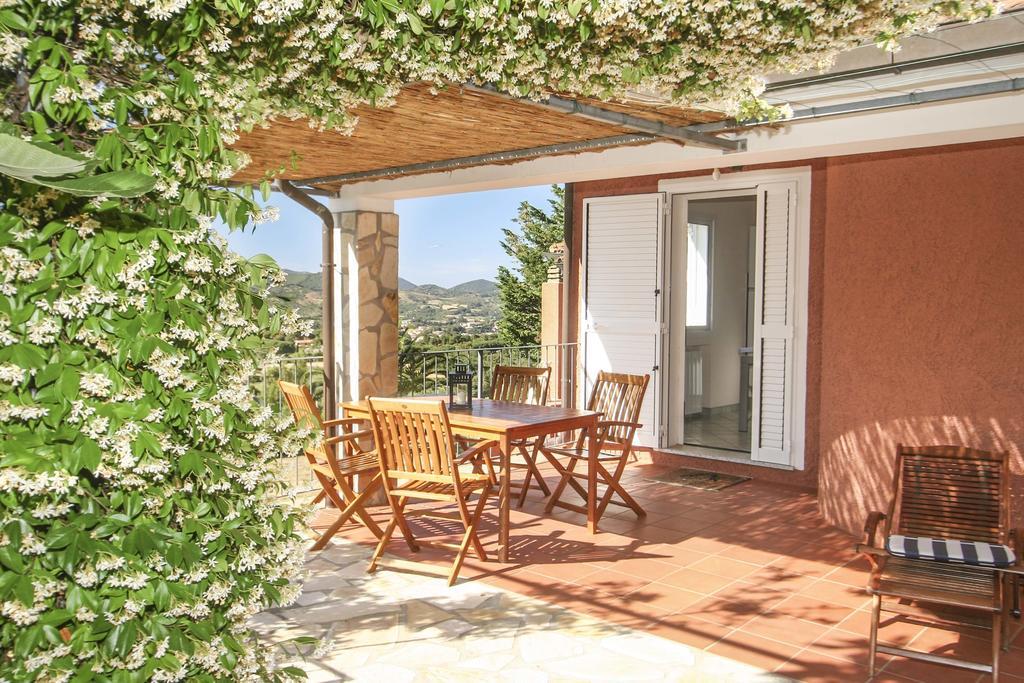 Villa Lo Scoglio - Goelba à Capoliveri  Chambre photo